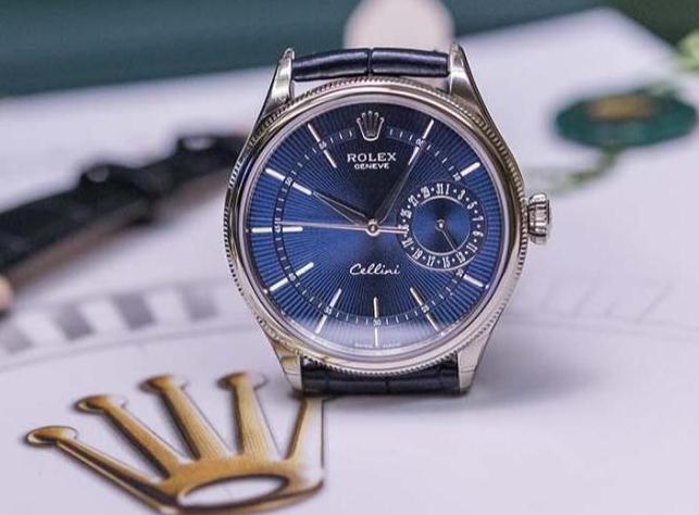 The luxury replica Rolex Cellini Date 50519 watches are made from 18ct white gold.